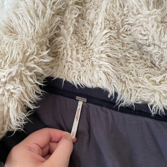 { Free People Outerwear } Oversized Midi Navy Sweatshirt Jacket - Picture 7 of 10